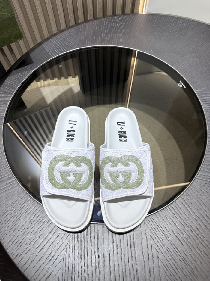 GUCC SLIPPERS