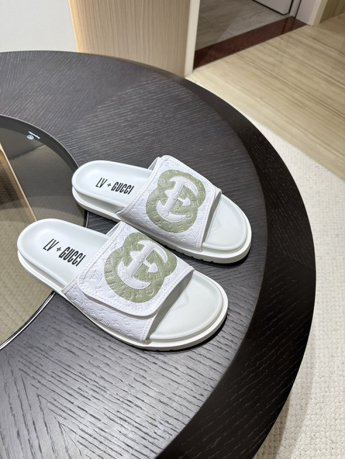 GUCC SLIPPERS