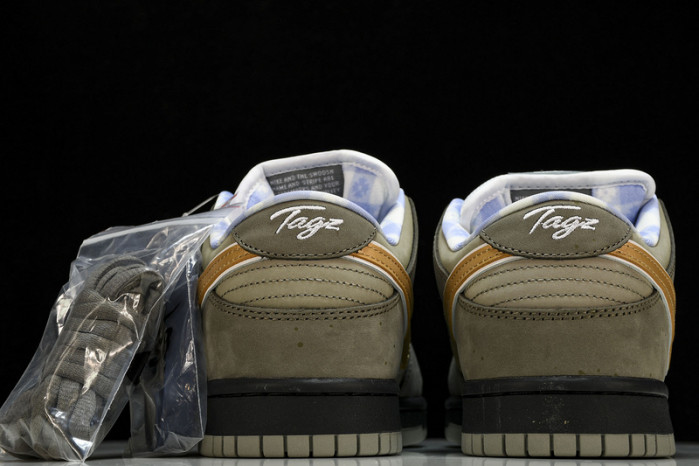 Concepts x Nike SB Dunk Low Grey Lobster  BV1310-105