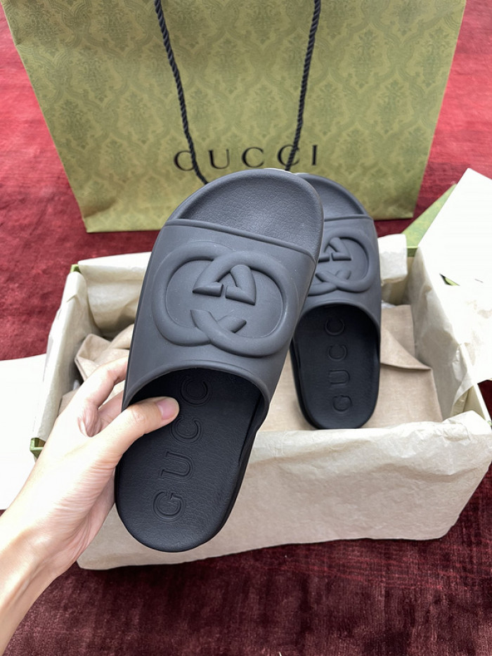 GUCC SLIPPERS