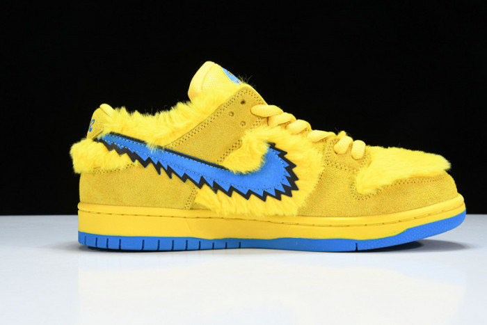 Grateful Dead x Nike SB Dunk Low Yellow Bear CJ5378-700