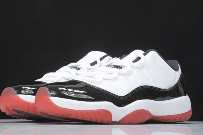 Air Jordan 11 Retro Low Concord Bred  AV2187-160