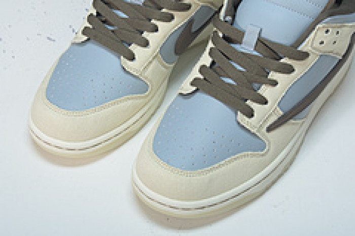 Travis Scott x PlayStation x NK SB Dunk Low CU1726-800