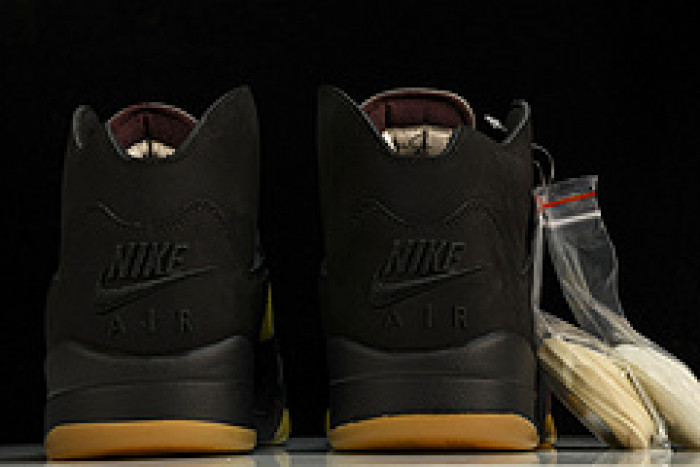 A Ma Maniére x Air Jordan 5“Black”  FD1330-001