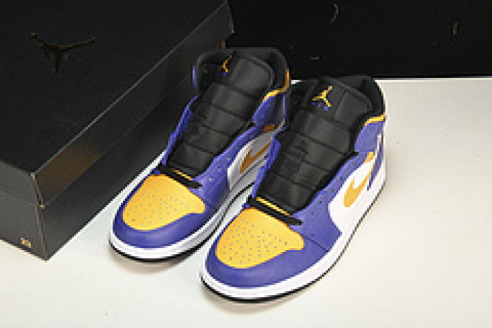 Air Jordan 1 Mid "Lakers"   DQ8426-517