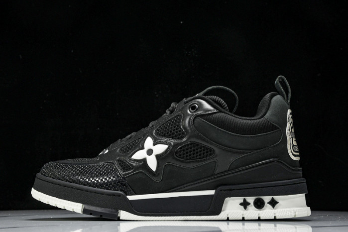 LV SNEAKER LOW  081501