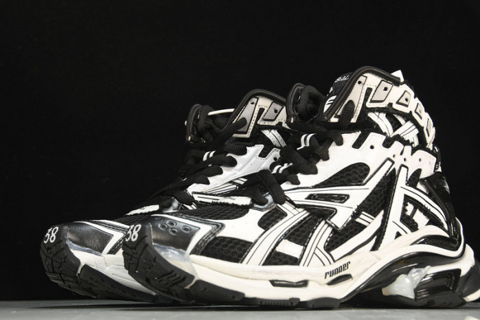 BLCG Runner 7.0  W3RH2-9010