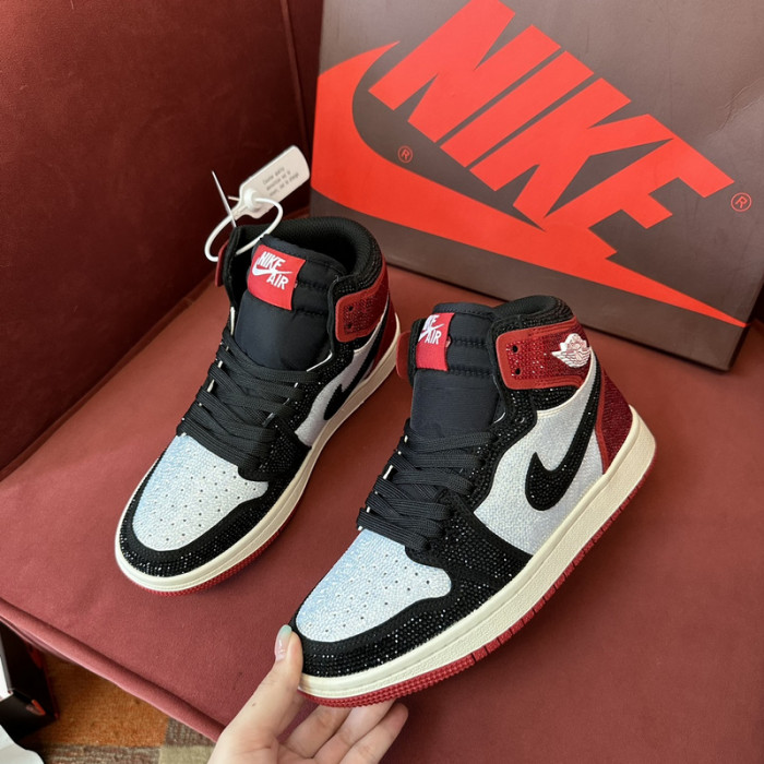 AIR JORDAN 1 RETRO  AJ-10