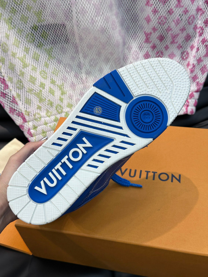 LV SNEAKER LOW  012401