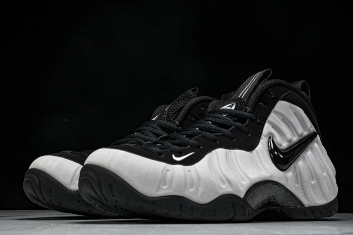 Nike Air Foamposite Metallic Silver HF0794-001