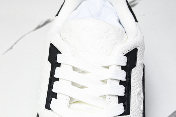 LV SNEAKER LOW FOR-LV205