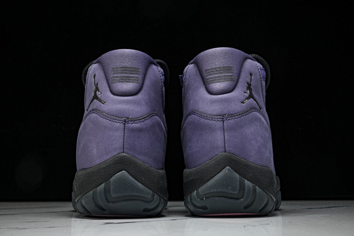Air Jordan 11 “Las Vegas” IO8961-553