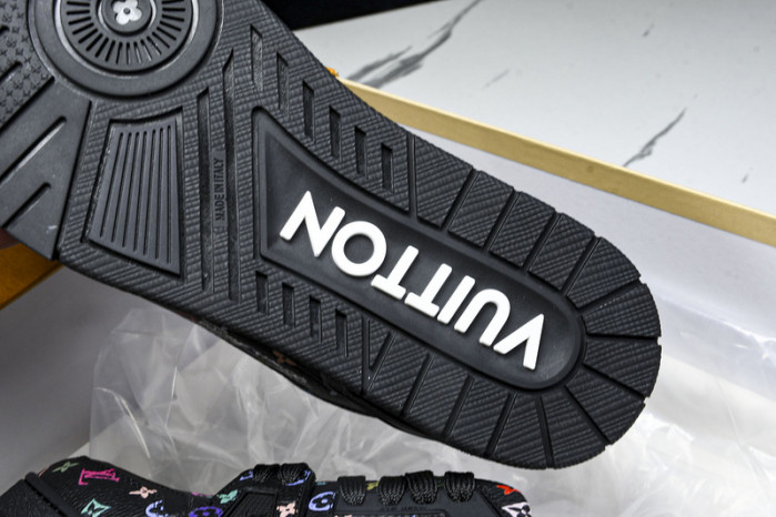 LV SNEAKER LOW FOR-LV232