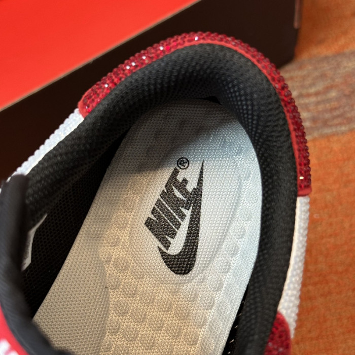 AIR JORDAN 1 RETRO  AJ-40