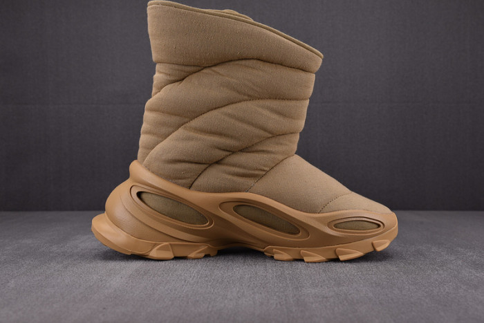 Yeezy NSLTD Boot  ‘Khaki’   GX0054