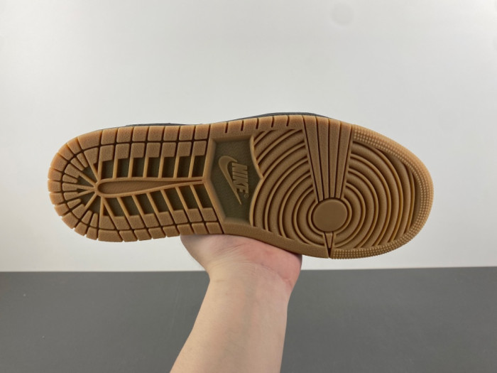 Air Jordan 1 Low X LV 051602