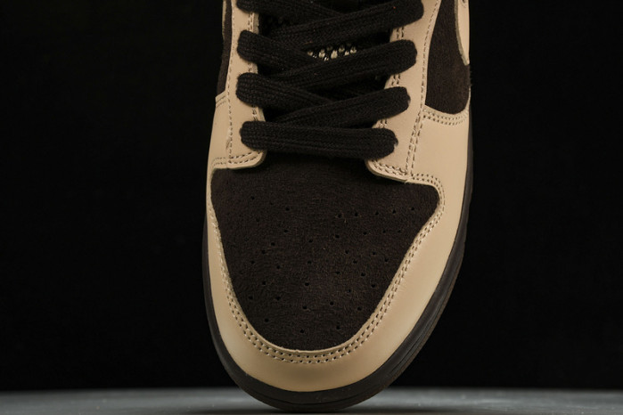 Nike Dunk Low “Red Panda”  FV0395-200