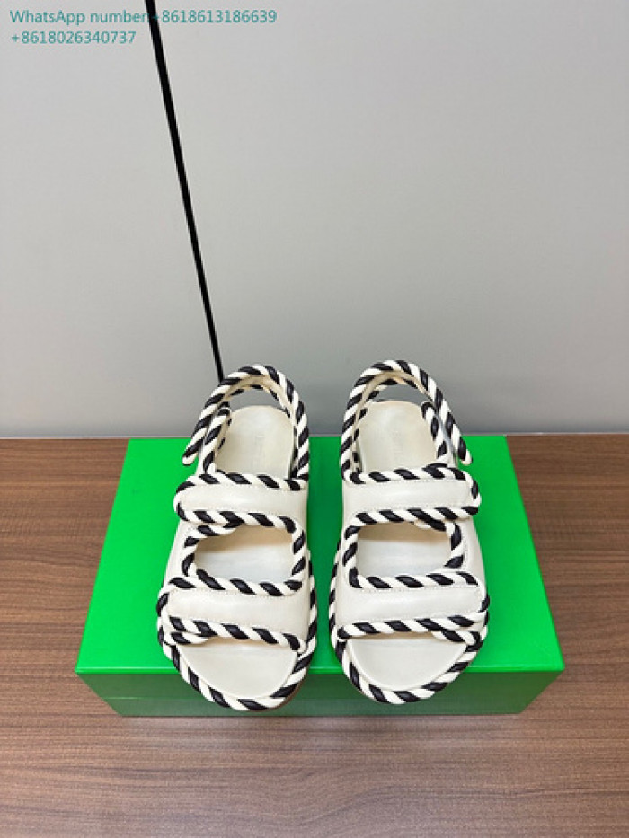 B0TTEGA VENETA  SLIDES