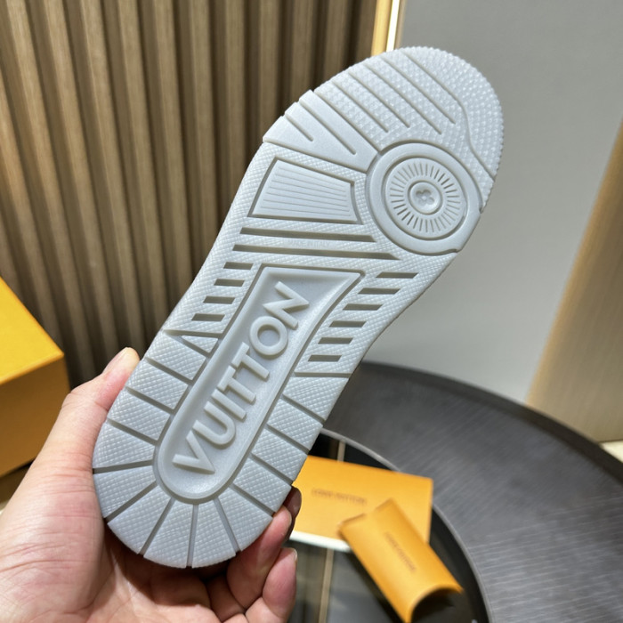 LV SNEAKER TRAINER   FOR-LV300