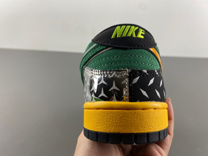 Nike Dunk Low “What The Ducks Of A Feather”  HV1454-001