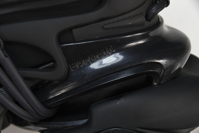 Balmain  Sneakers FOR04