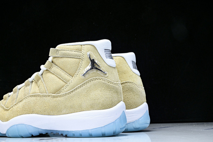 Air Jordan 11 "H-Town" IO8960-707