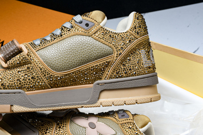 LV SNEAKER LOW FOR-LV249