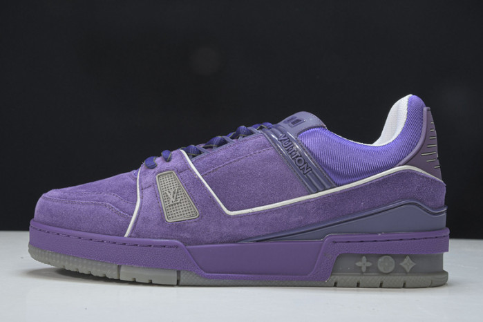 LV SNEAKER LOW YEE-009