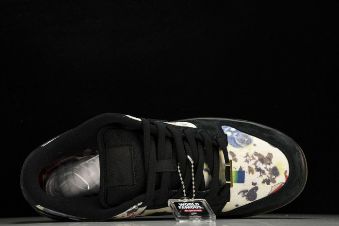 Dunk SB Supreme × Nike Dunk Low “Rammellzee”  FD8778-001