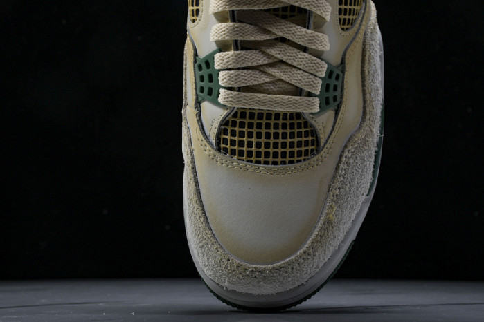 AIR JORDAN 4 RETRO    DC7770-106