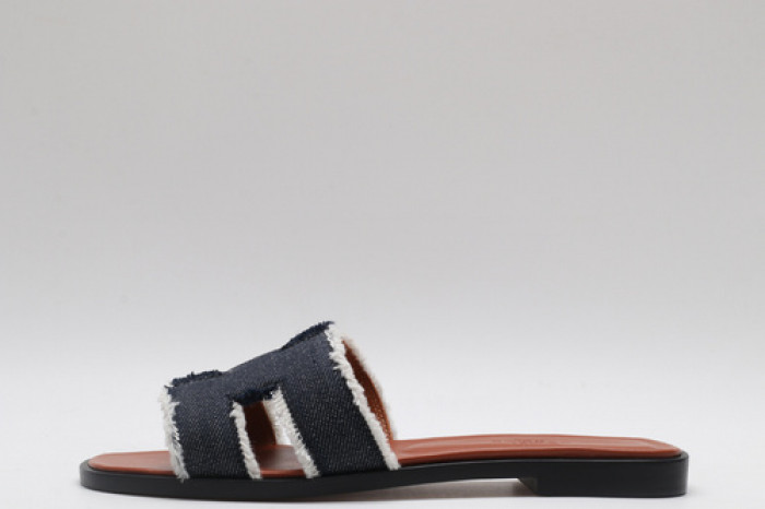 H*RMES  SLIDS   HM-18