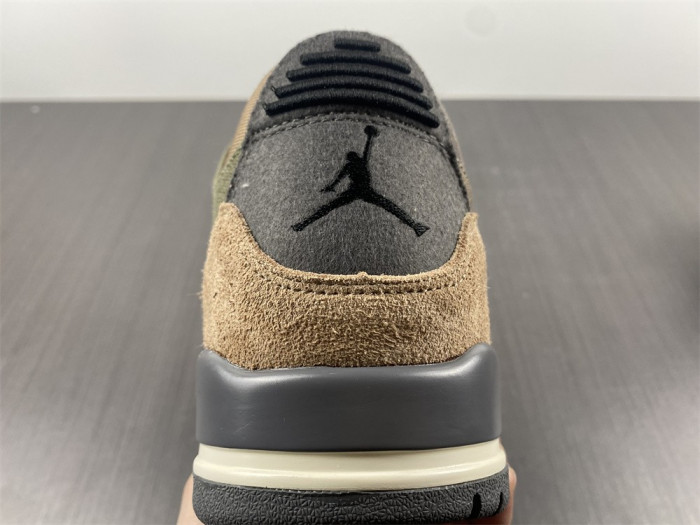 Air Jordan 3 “Camo” DO1830-200