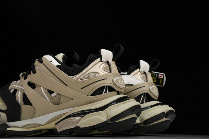 BLCG Track 3.0  W3AC4 8071