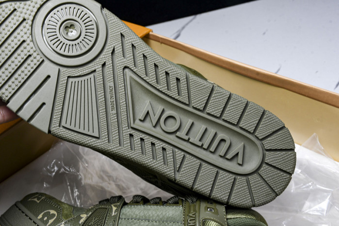 LV SNEAKER TRAINER   FOR-LV266