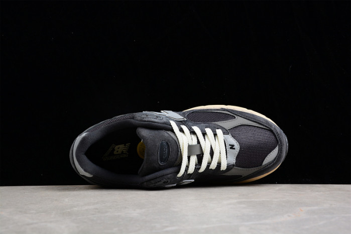 New* Balance WL2002 M2002RHO