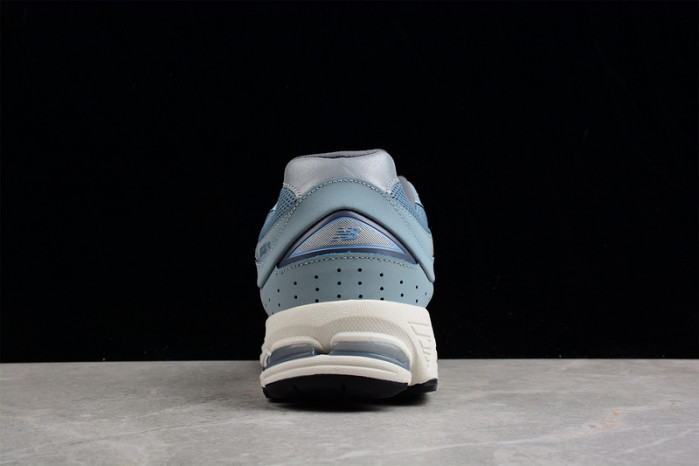 New* Balance WL2002 ML2002RR