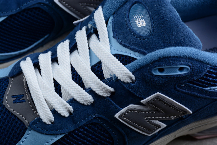 New* Balance WL2002  M2002RHC