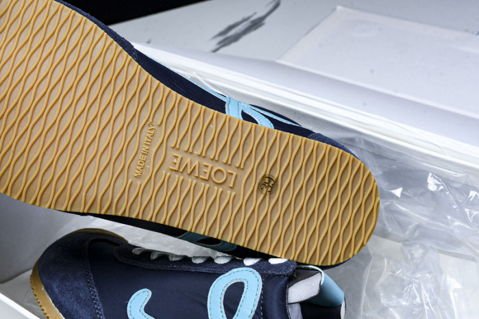 L*0ewe Ballet Runner  LW-FOR06