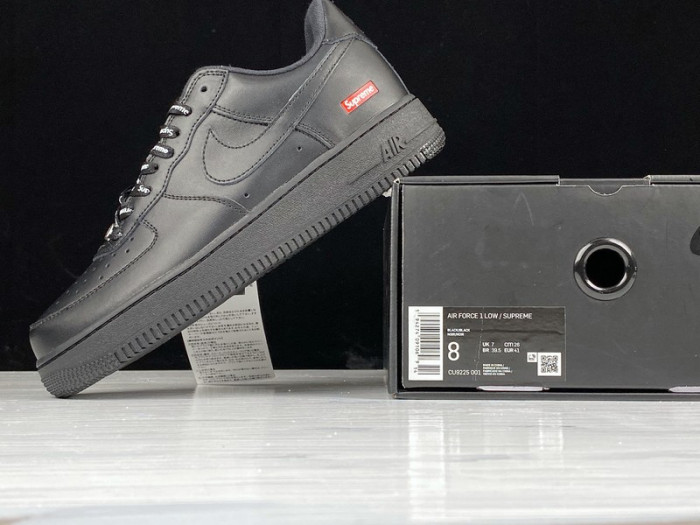 Supreme x Nike Air Force 1  CU9225-100-001