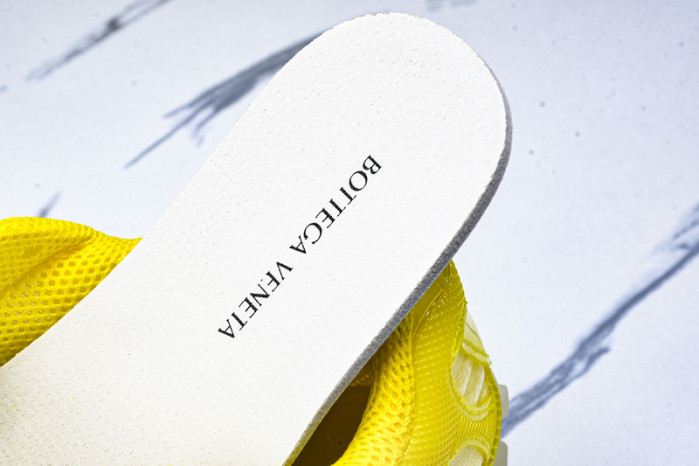 BOTTEGA VENETA  SNEAKER