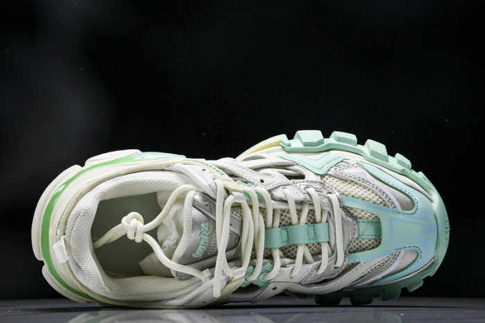 BLCG Track  2.0  W3AE2 3911