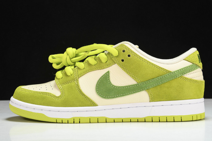 Nike Dunk Low "Green Apple"   DM0807-300