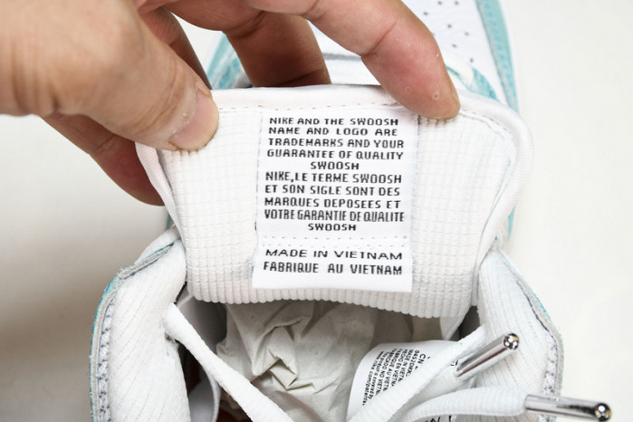 APRIL SKKATEBOARDS x nike SB Dunk Low  Turbo Green   FD2562-400