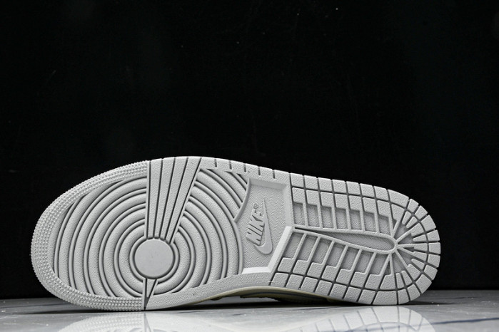 Air Jordan 1 Low  IH7323-100