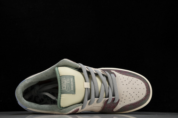 Crenshaw Skate Club x Nike SB Dunk Low  FN4193-100