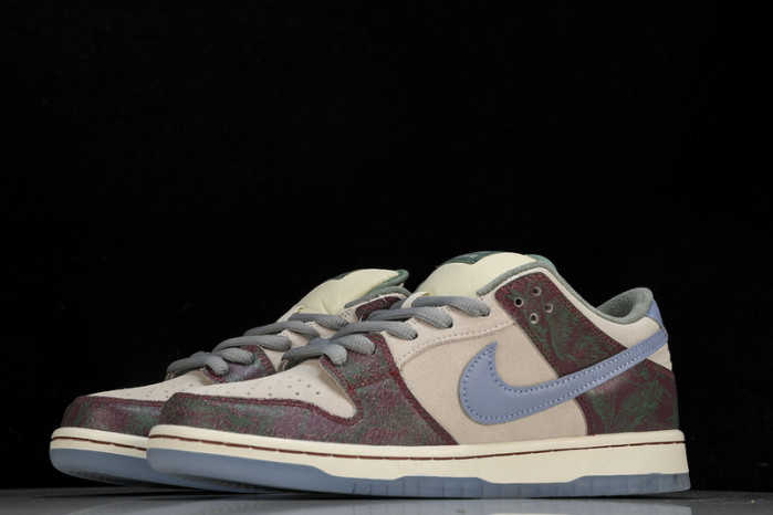 Crenshaw Skate Club x Nike SB Dunk Low  FN4193-100
