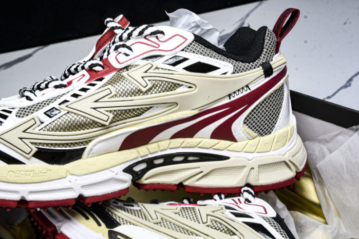 OF C/O  SNEAKER  FOR-080601