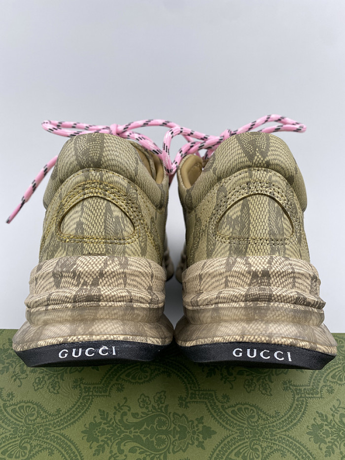 GUCC  Sneaker