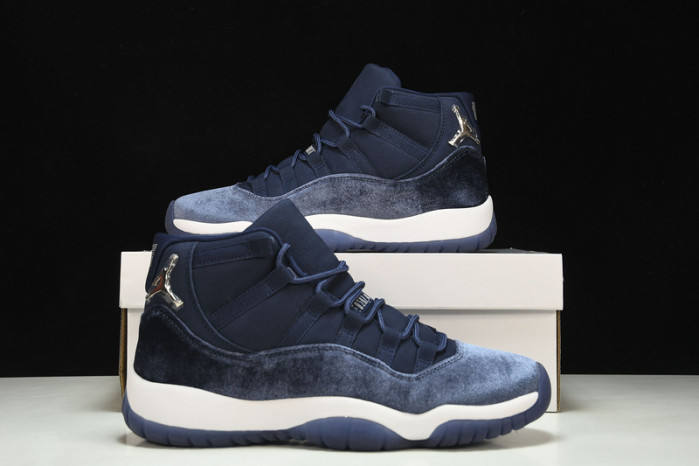 Air Jordan 11   wmns AR0715-441