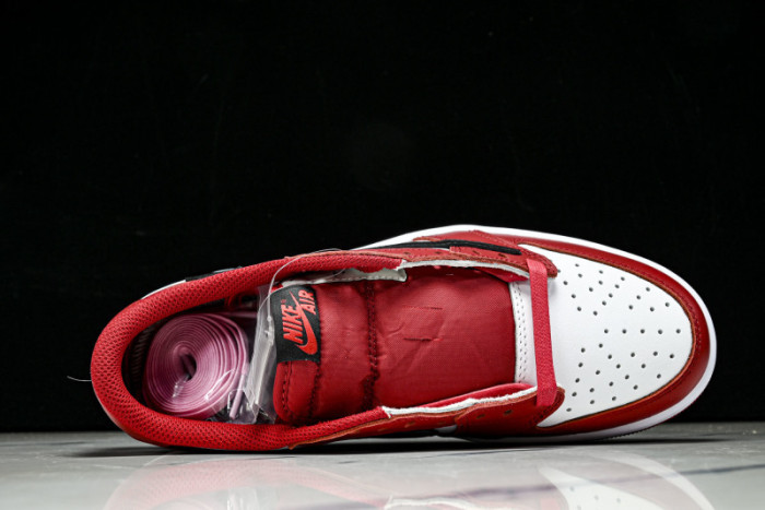 Travis Scott x Air Jordan 1 Low OG DM7866-101